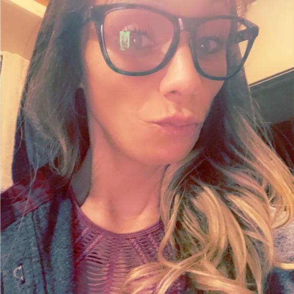 Meet your Posher, Ashley - Picture 4 of 4